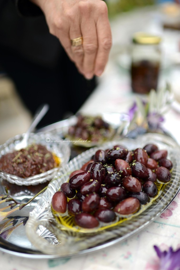 Kalamon Olives  with extra virgin olive oil and herbs