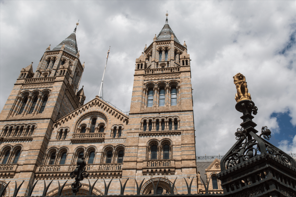 A London Walk from South Kensington to World's End by Stephanie Sadler, Little Observationist